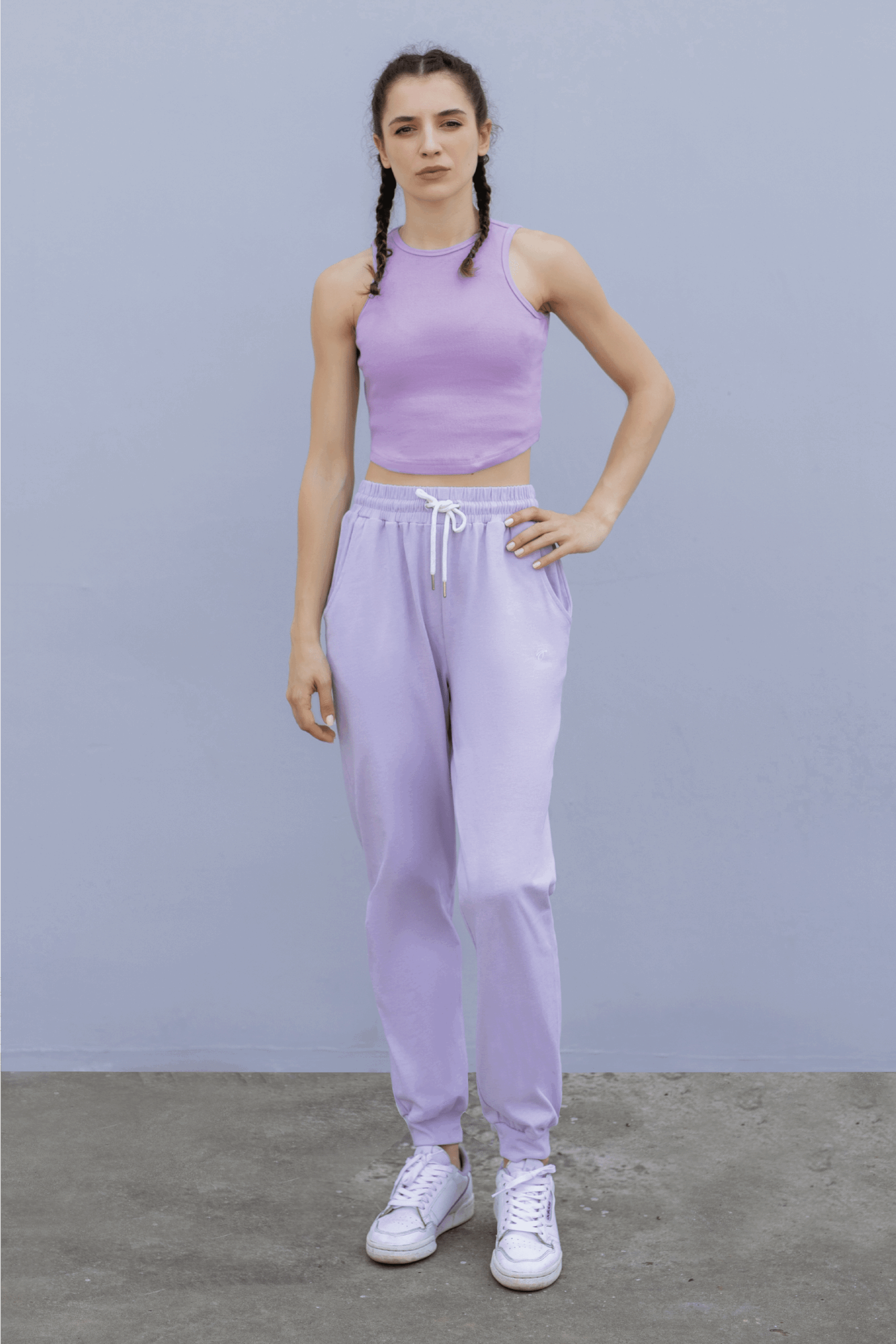 Delia & Aboli - Set Croptop & Joggers Sportswear Nữ, Thoải Mái & Thời Trang | JOYLYAN SPORTSWEAR